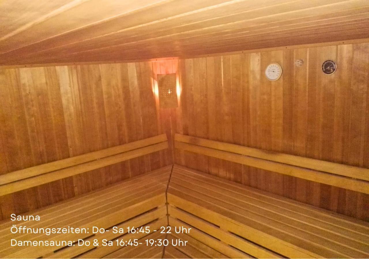 Sonnenstube - Westbalkon, Ruhige Lage, Sauna, Pool, Seenaehe, Dachterrasse Apartment *